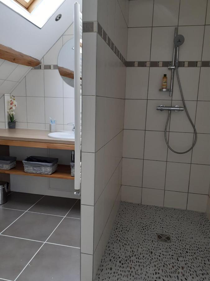 Bed and Breakfast La Bonne Adresse Val de Livre Esterno foto